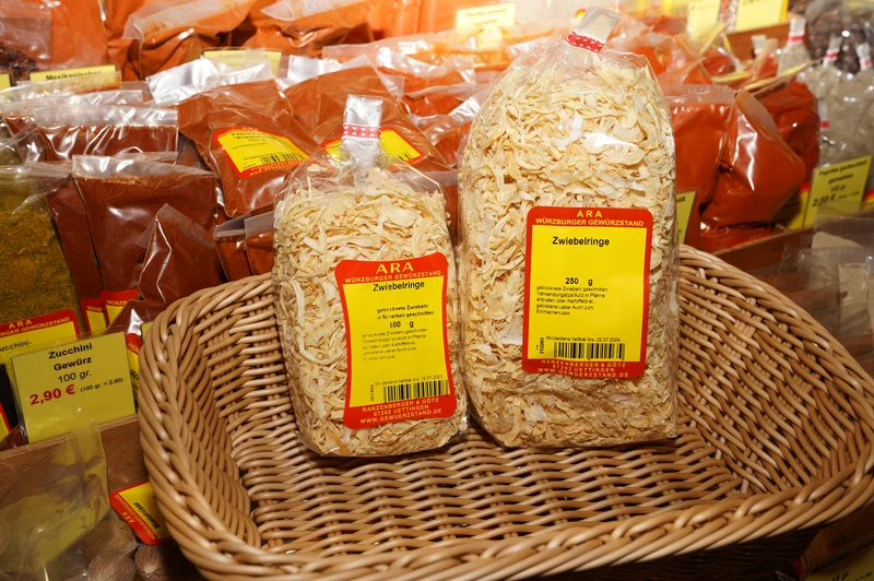 Zwiebelringe gekippelt,getrocknet