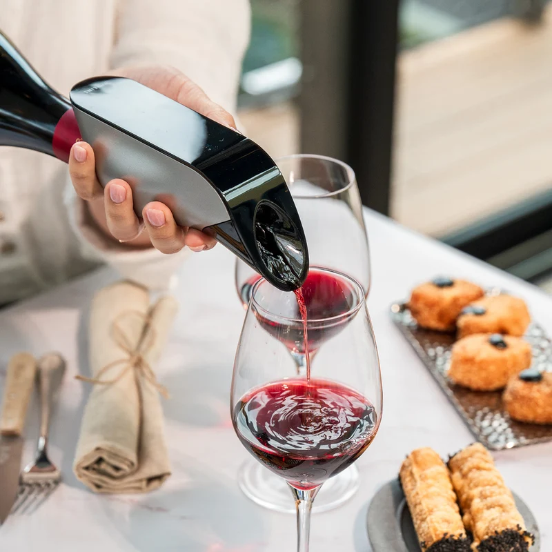 Aveine wine aerator