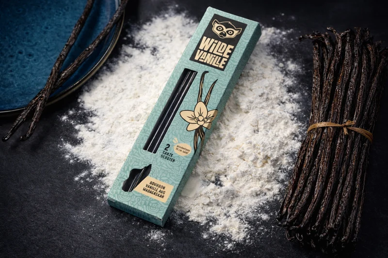 2 Bourbon-Vanilleschoten aus Madagaskar. Gourmet-Qualität, luftdicht verpackt im Glasröhrchen.