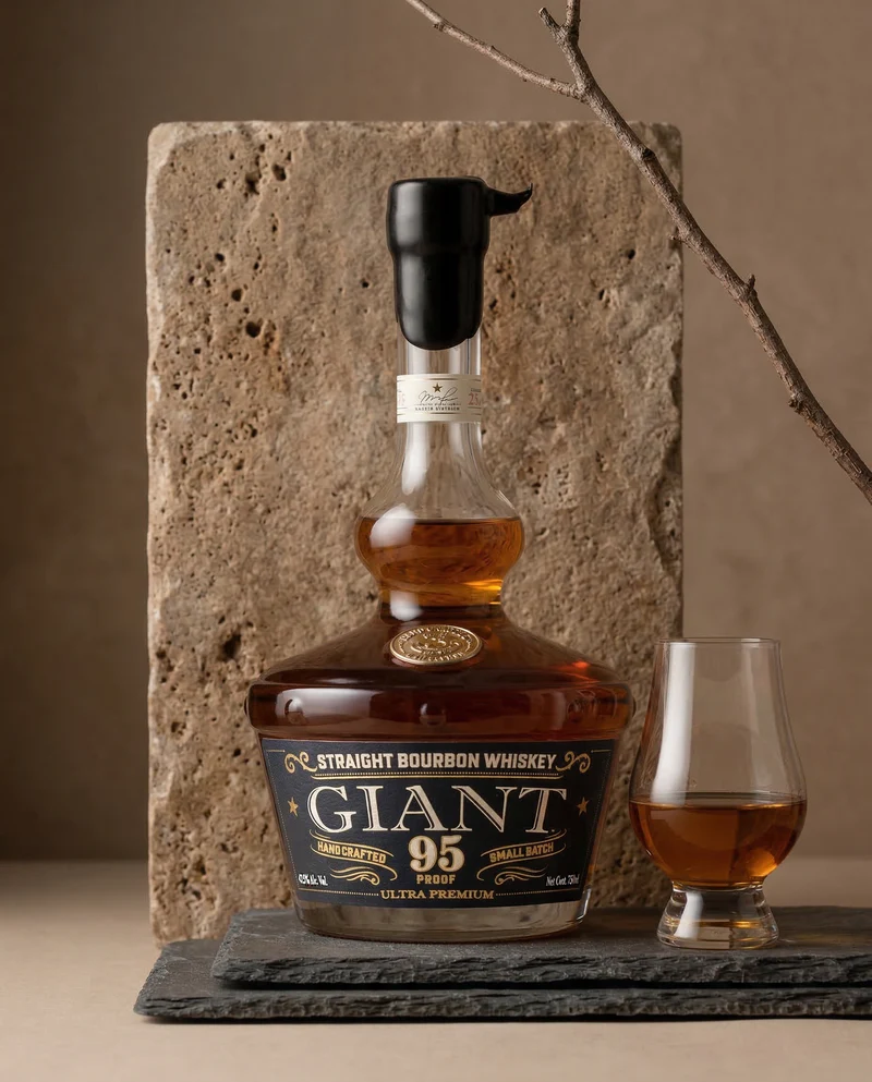 Giant 95 Pot Still Straight Bourbon 47,5%