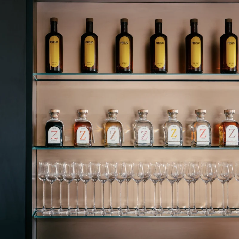 Vineyard Peach Liqueur
