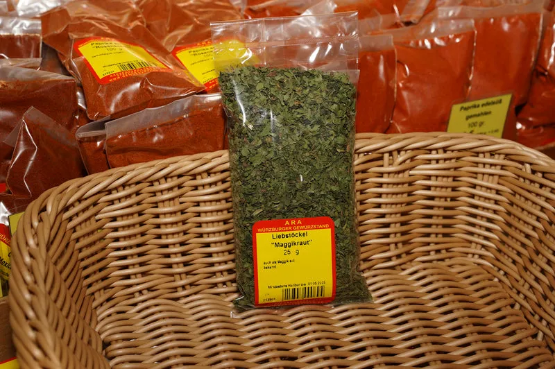 Liebstöckel "Maggikraut"