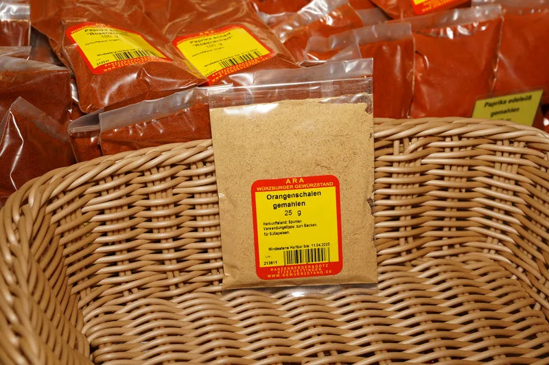 Orangenschalen gemahlen