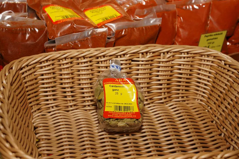 Cardamom ( Kardamom )