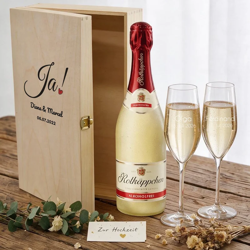 Geschenkset zur Hochzeit mit 2 Sektgläsern in bedruckter Holzbox