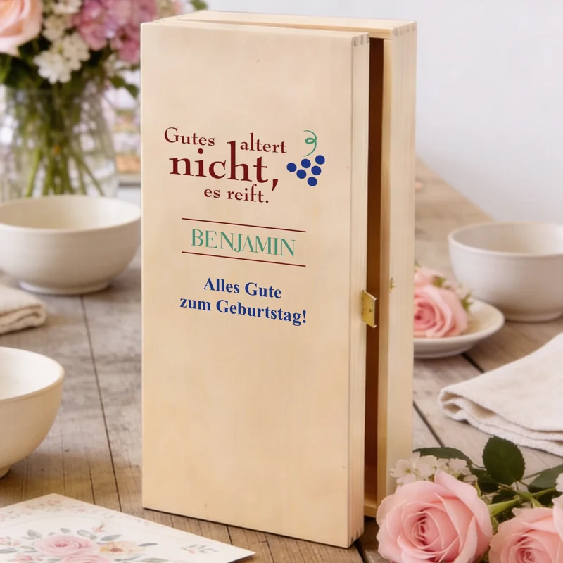 Bedrucktes Sektgeschenk zum Geburtstag mit Holzbox und Sektgläser