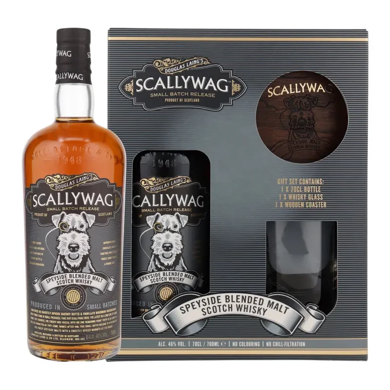 Scallywag mit Glas und Holzuntersetzer