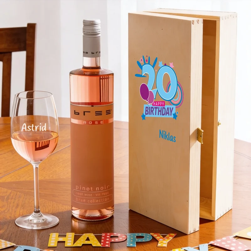Individuelles Bree-Weinset mit bedruckter Holzkiste und graviertem Glas zum Geburtstag
