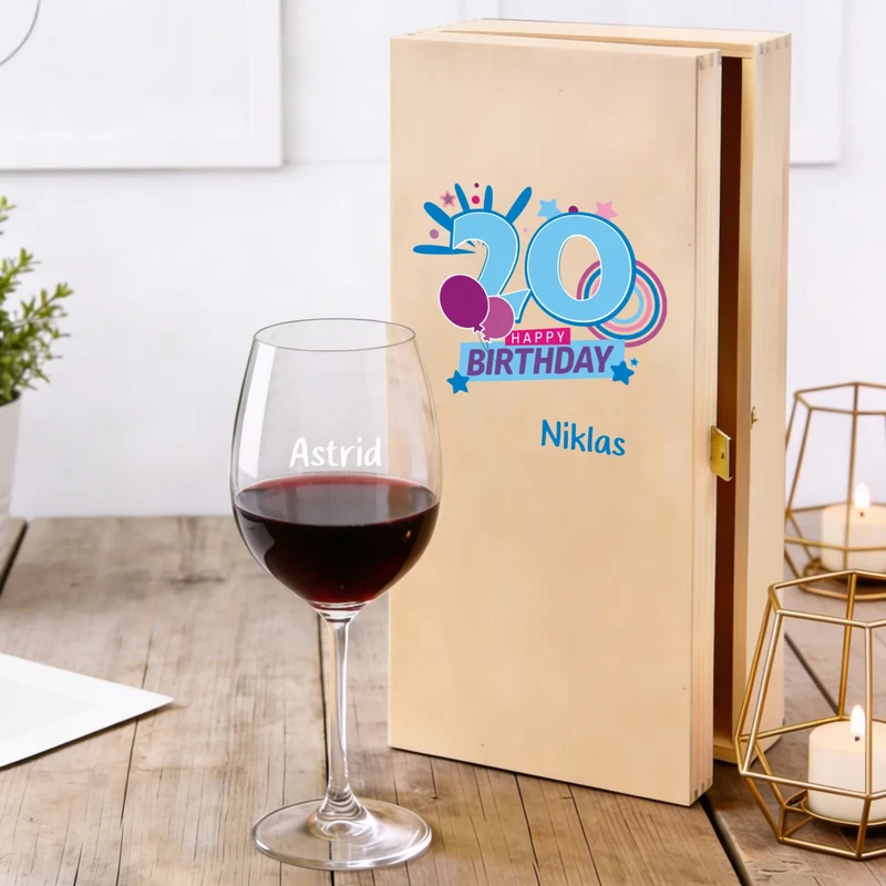 Individuelles Bree-Weinset mit bedruckter Holzkiste und graviertem Glas zum Geburtstag