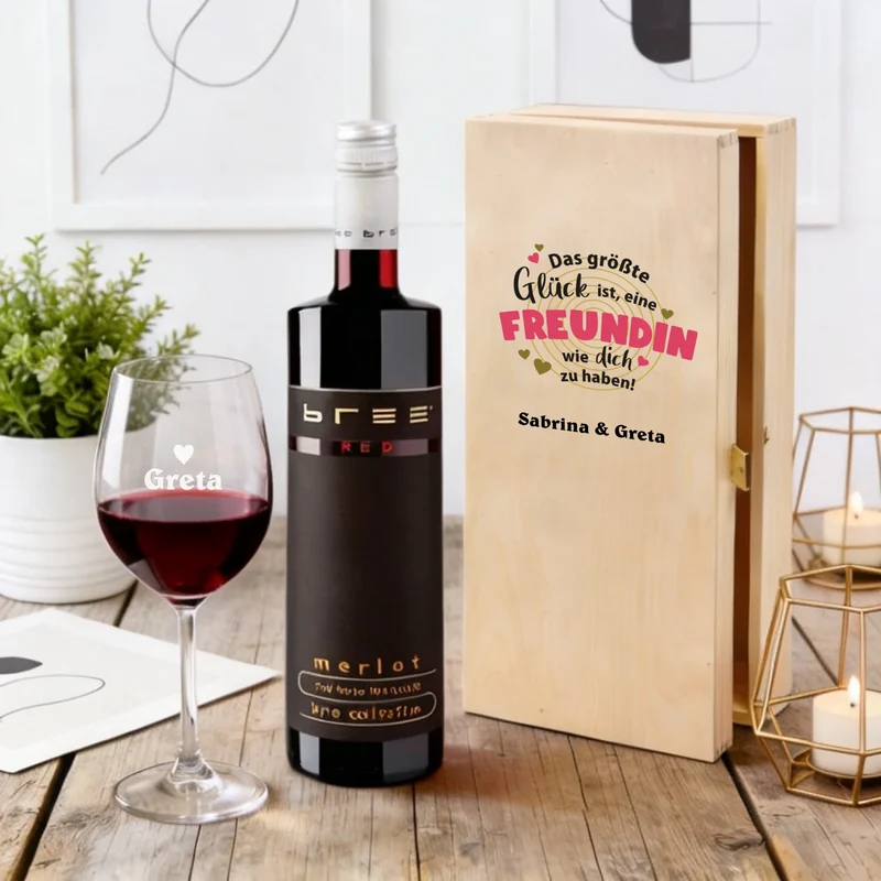 Bree-Weinset mit bedruckter Holzkiste und graviertem Glas für die Freundin