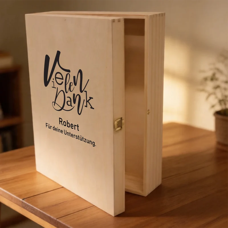 Bree-Weinset mit bedruckter Holzkiste und gravierten Gläsern