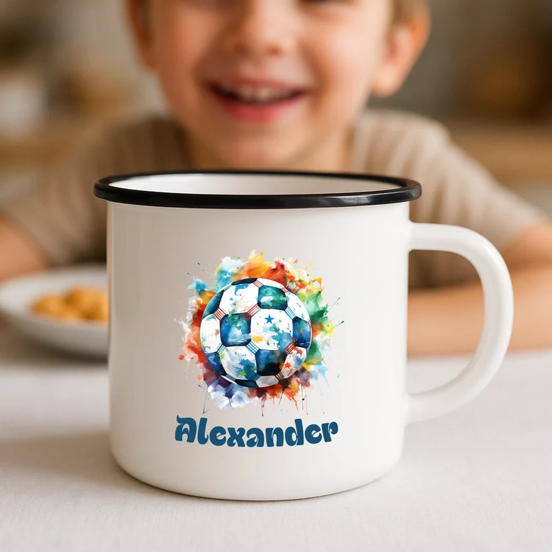 Emailletasse für Kinder mit Fußball und Name bedruckt