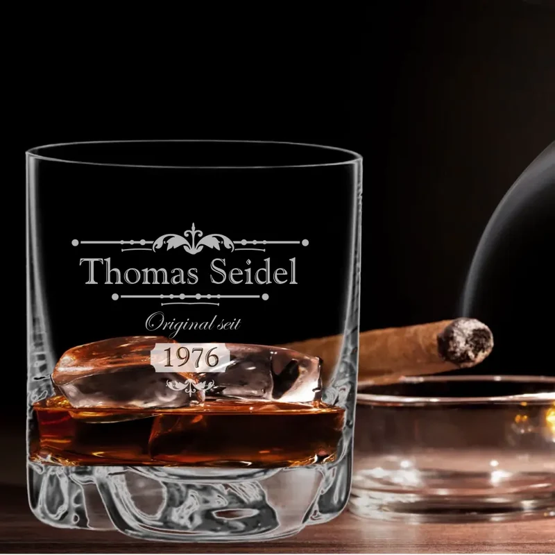 Whisky Geschenkset mit individueller Gravur auf Gläser und Holzkiste