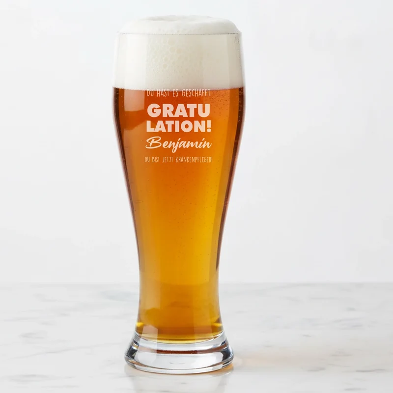 Personalisiertes Weizenbierglas graviert - Du hast es geschafft