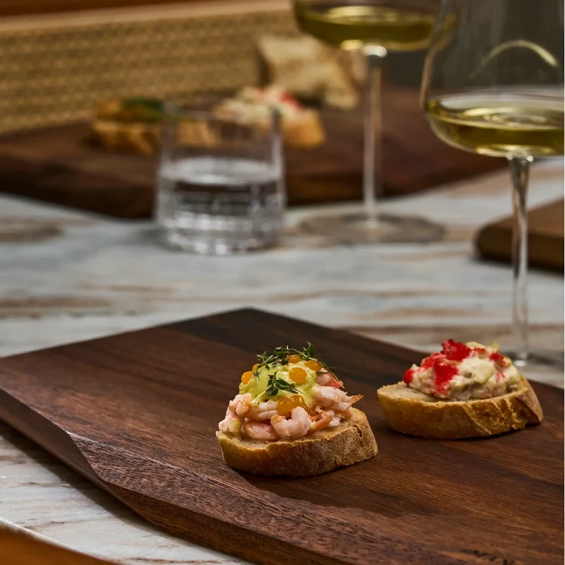 24 Fl. The Pinot Blanc + GRATIS Chef’s Cutting Board