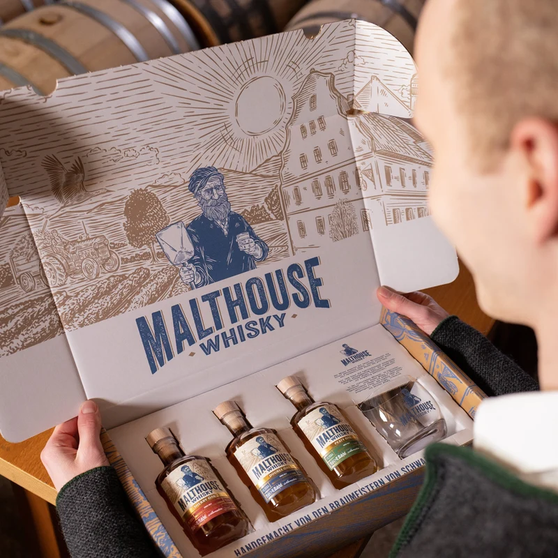 MALTHOUSE Whisky Geschenk Set - 3 Sorten á 20 cl mit Glas