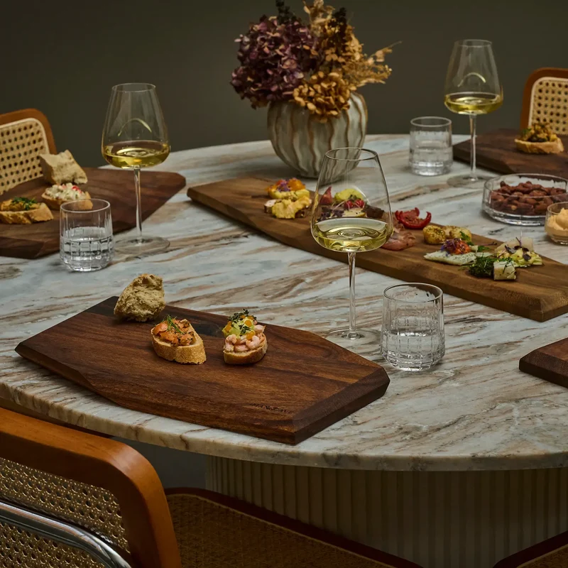 Tapas und Wein Paket (4 Personen)