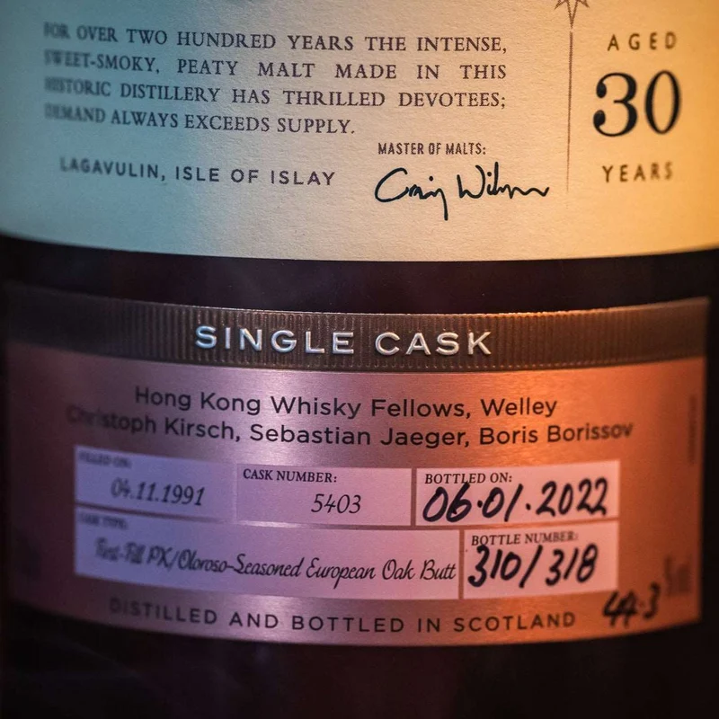 Lagavulin | 30 Jahre | 1991/2022 | Cask of Distinction #5403 | 44,3%