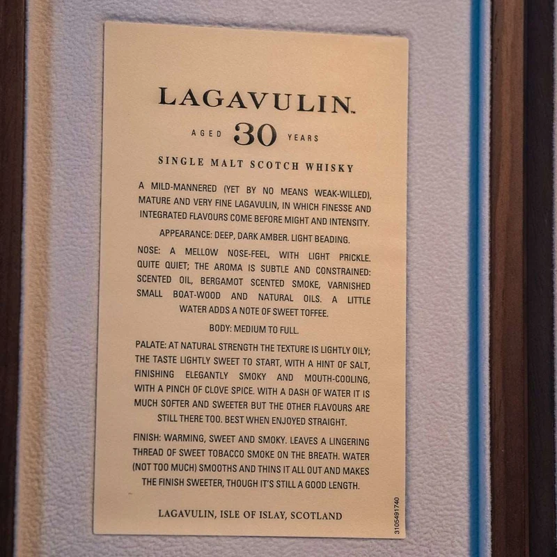 Lagavulin | 30 Jahre | 1991/2022 | Cask of Distinction #5403 | 44,3%