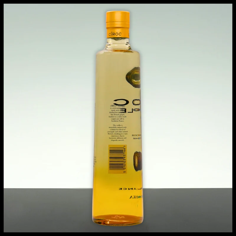 Ciroc Pineapple Flavoured Vodka 0,7L - 37,5% Vol.