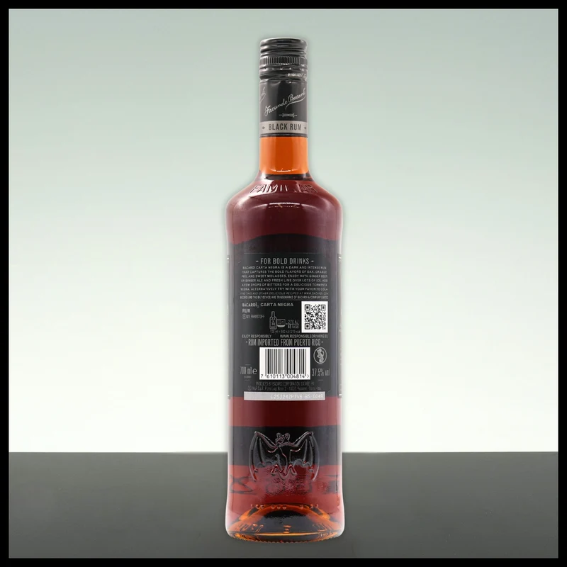 Bacardi Carta Negra Superior Black Rum 0,7L - 37,5% Vol.