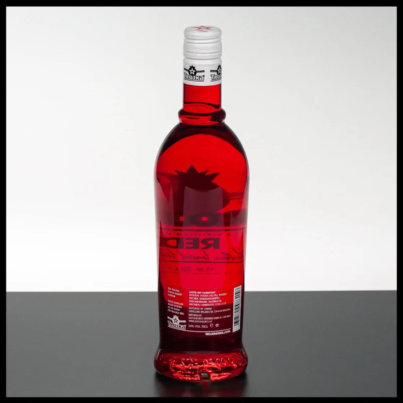 Trojka Vodka Red Likör 0,7L - 24% Vol.